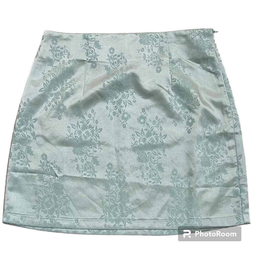 Princess Polly Mini Skirt Womens Size 6 Floral Fairycore Feminine Pastel Satin